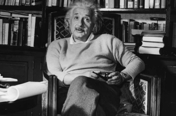 Albert Einstein: El Genio de la Física que Redefinió el Universo