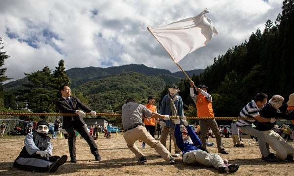 El arte de la persuasión: La sorprendente historia del pueblo de Nagoro y sus 400 muñecas