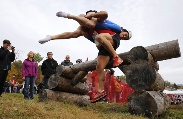 El Campeonato de Portación de Esposas: Un Deporte Único que Combina Tradición y Atletismo