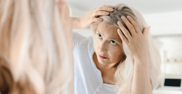 El síndrome de María Antonieta: Revelando la ciencia detrás del blanqueo repentino del cabello