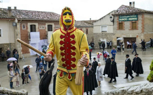 El Festival de Kolacho: Una Tradición Antigua de Purificación en el Norte de España