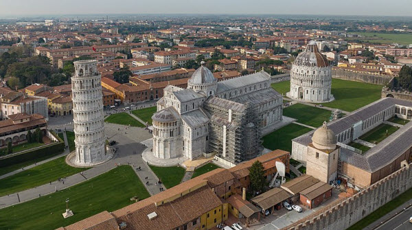 La Torre de Pisa: Una Visión Completa