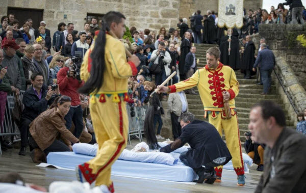 La Fête de Kolacho : Une Tradition Ancienne de Purification dans le Nord de l'Espagne