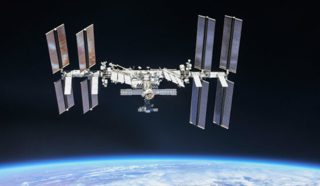 The International Space Station: How Humanity is Building its Future in Orbit