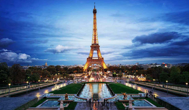 The Eiffel Tower: A French Landmark and Architectural Marvel