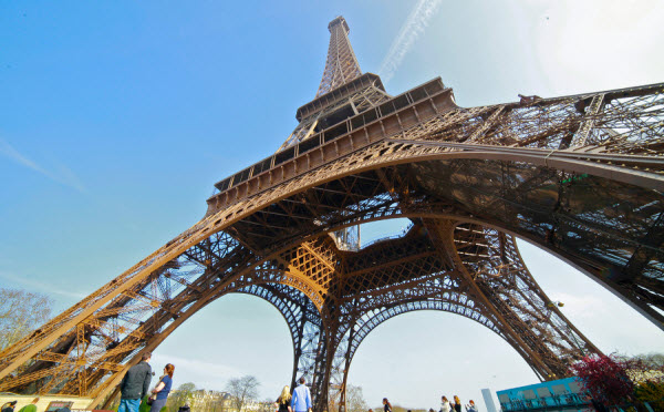 The Eiffel Tower: A French Landmark and Architectural Marvel