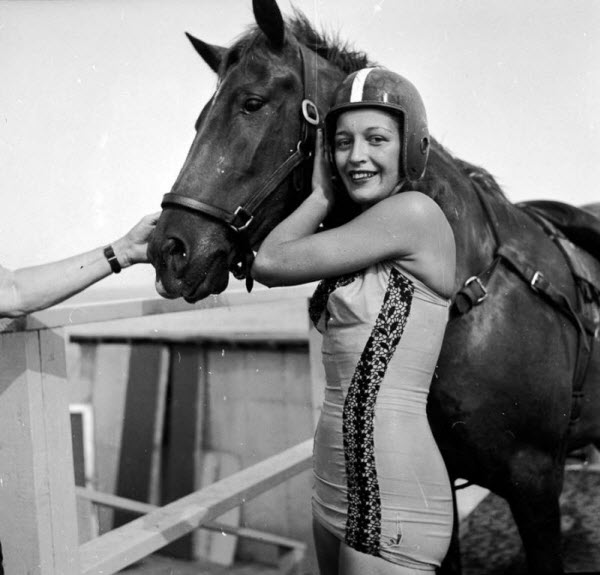 Horse Diving: A Forgotten and Controversial American Sport