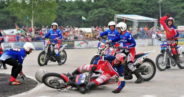 Moto-Polo: The Revolution of Football on Two Wheels