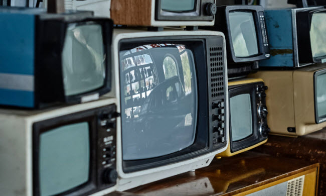 Television: The Evolution of a Timeless Invention