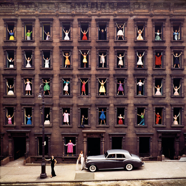 Girls in the Windows: A Timeless Photo and Its Unusual Story